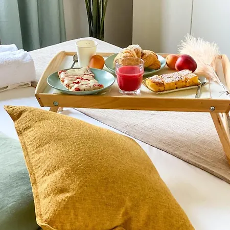 Giallomango In * Lucques