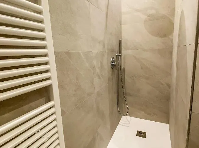 Giallomango In Appartement